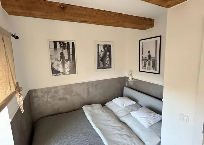 Centro 9 아파트 레스노